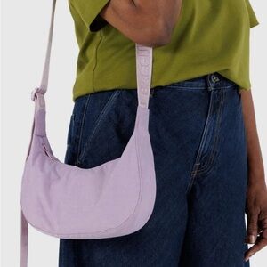 BAGGU Dusty Pink Small Crescent Bag